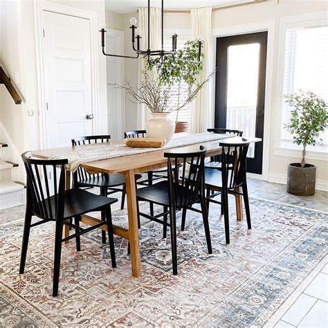 What Size Of Rug Do You Need Under Your Dining Table Area Rug Dining