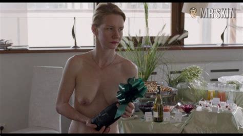 Toni Erdmann Nude Scenes Pics And Clips Ready To Watch Mr Skin