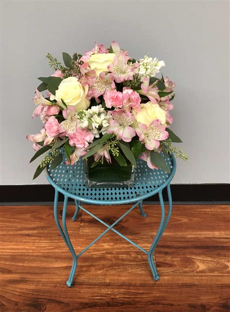 Murfreesboro flower shop is a local florist in murfreesboro that offers a large collection of fresh flowers and various flower arrangements that are ideal for any type of occasion. Pretty in Pink in Murfreesboro, TN | Enchanted Flower Shop