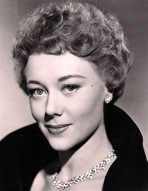 Glynis Johns 05 10 1923 Glynis Johns Character Actor Classic