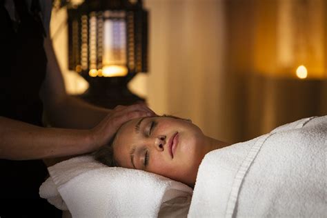 Spa Dreaming Centre Relaxing Head Massage Bunyip Tours Melbourne