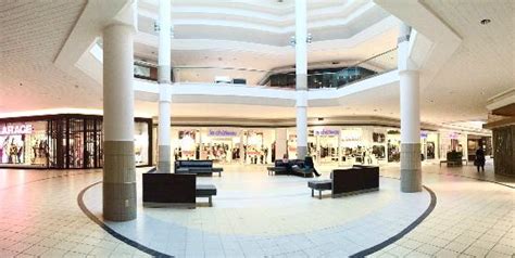 Upper Canada Mall Newmarket All You Need To Know Before You Go