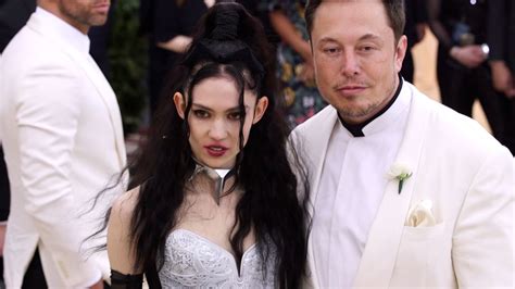 Grimes And Elon Musk Go Public With Their Romance At The Met Gala New Idea Magazine