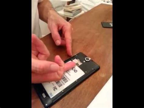 The only difference is the size of. QUE PHONE, How to successfully insert 2 SIM Cards - YouTube
