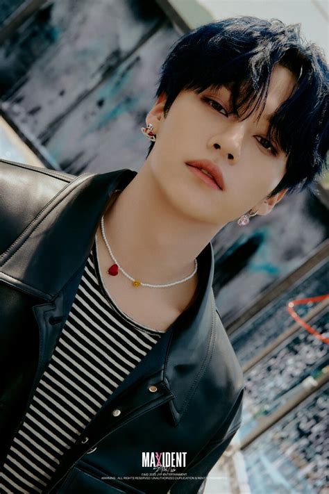 Stray Kids Drops First Set Of Teaser Images For Maxident Kpopping