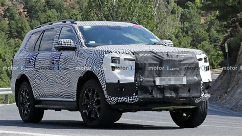 2022 Ford Everest Rhd Suv Spied In Europe Hiding Production Body