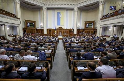 Сьогодні, 23 березня, віряни вшановують мучеників кодрата нікомидійського, саторіна та інших. Засідання Верховної Ради 23 березня: онлайн-трансляція