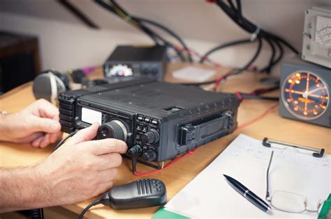 The Essential Guide To Buying A Mobile Ham Radio For Your Car Motor Era
