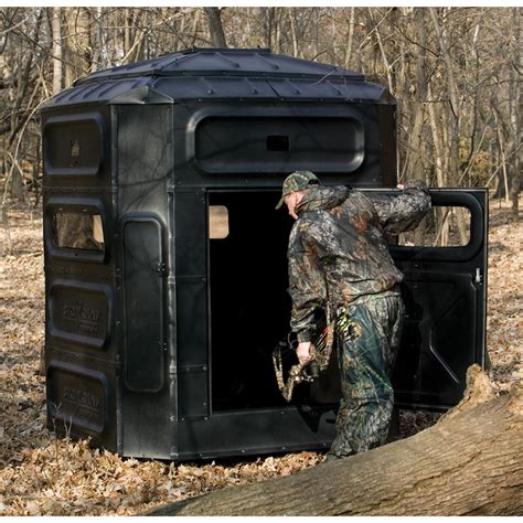 Box Blinds Bow Hunting Big Game Tree Stands