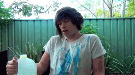 You want to start with a video file in.mov or.mp4. Image - Maxmoefoe milk vomit.gif | Hunterpedia | FANDOM ...