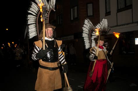 Lewes Bonfire Night Celebrations Mirror Online
