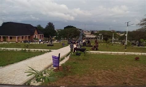 Anambra airport which is by far the newest in the country, has two hundred meters by three hundred meters apron, sixty meter width, three point seven kilometer runway with one kilometer resa each at. Few Pics From Imo State - Politics (90) - Nigeria