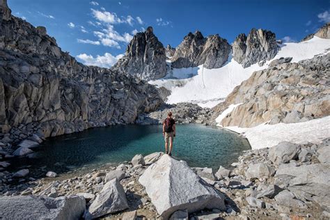 20 Best Day Hikes In The World Earth Trekkers