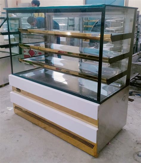 Metal Sweet And Cake Display Counters For Bakery At Rs 20000running