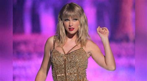 Taylor Swift Makes History With Top Selling Album Of The Year In Us