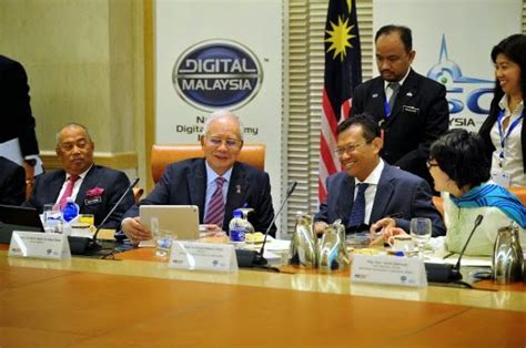 Ia secara asalnya melibatkan kawasan seluas 15x50km² bermula dari kawasan menara berkembar petronas hingga ke lapangan terbang antarabangsa. Blog ICT Cikgu Zakri: Malaysia Perlu Ramai Saintis Data ...