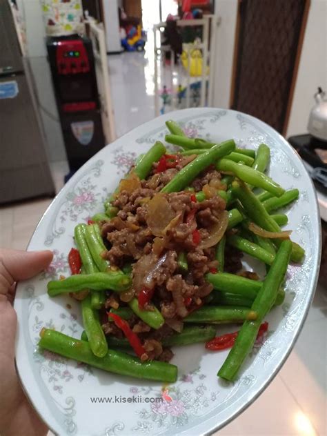 Lihat juga resep sliced beef yoshinoya diet no saus garam, daging pake madu enak lainnya. Resep Daging Yakiniku Yoshinoya : Resep Cara Membuat Beef ...