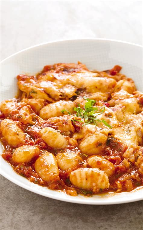 Baked Gnocchi With Tomato And Basil Italian Recipes Recipes