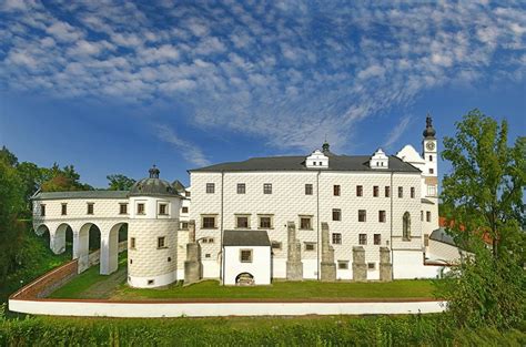 Kudy Z Nudy Zámek Pardubice Perla Města Perníku