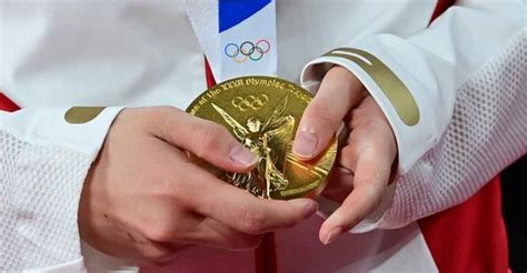 Explainer What Is The Worth Of Gold Silver And Bronze In Olympic Medals Tokyo 2020 News