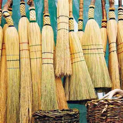 Learn The Nearly Lost American Art Of Broom Making Broom Handmade