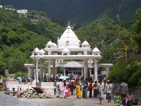 About Vaishno Devi Temple Katra Jammu And Kashmir