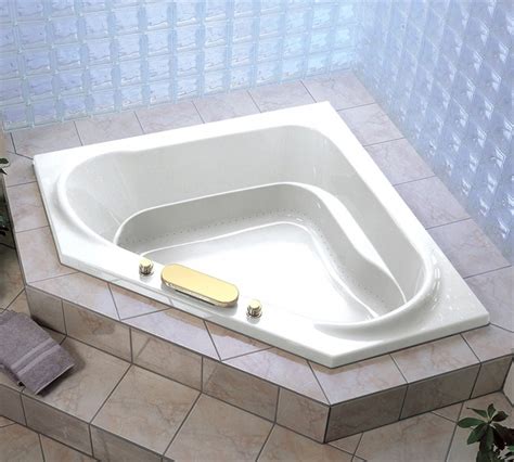 Bubble baths and whirlpool tubs don't mix. 23+ Awesome and Unusual Corner Whirlpool Shower Ideas ...