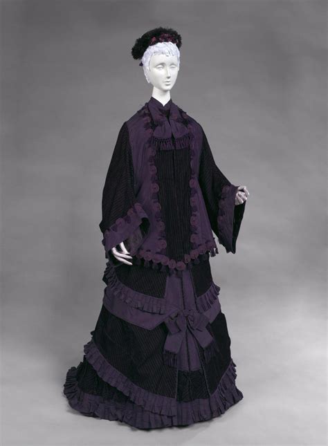 1878 Ensemble 👗 Historical Fashion Victorian Fashion Vintage Attire