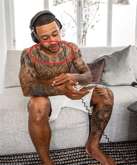 Tattoo artists react to the tattoos on soccer players | tatuadores responden. Memphis Depay's 47 Tattoos & Their Meanings - Body Art Guru