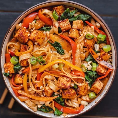 Cook and stir for 2 minutes or until thickened. Account Suspended | Vegetable lo mein, Lo mein recipes, Tofu