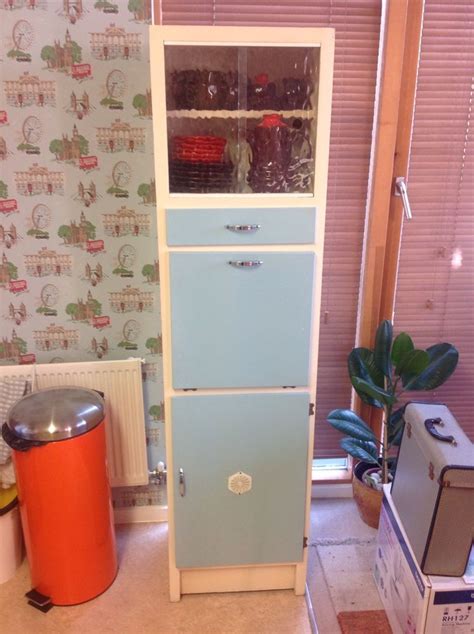 Melde dich hier an, oder erstelle ein neues konto, damit du: Vintage Retro Kitchen Larder Cabinet Cupboard Kitchenette 1950s 1960s MidCentury | Vintage ...