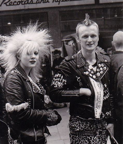 Pin By Anneke Brink On Ss19 Rock Revival Punk Culture 70s Punk Punk