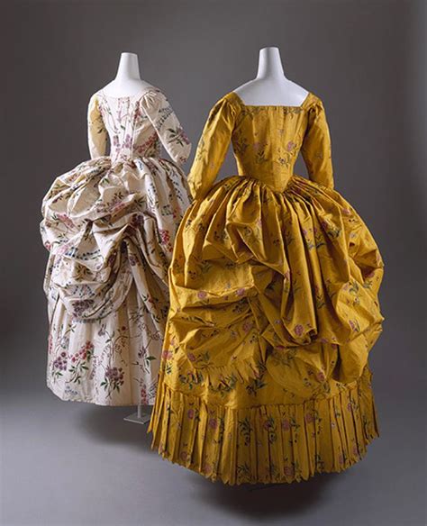 18th Century Robe A La Polonaise 18th Century Fashion Fashion