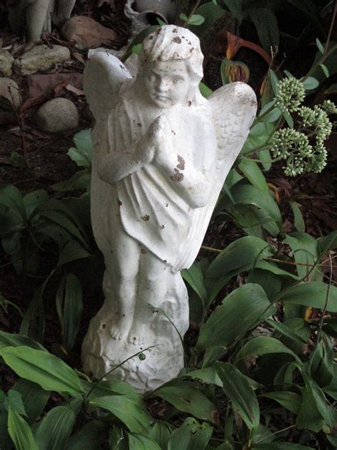 Sale Antique Garden Statue Old Cement Weathered Angel Statue Praying
