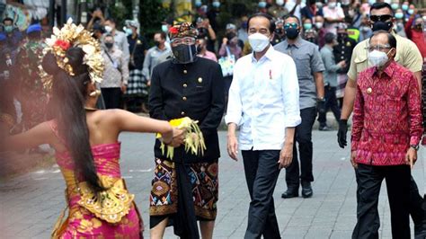 Senarai penuh menteri & timbalan menteri kabinet malaysia 2020 (baru). Pengamat Prediksi Jokowi Lantik Menteri Baru Rabu Pekan ...