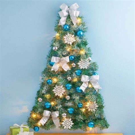Christmas tree on the wall decor. 60 Wall Christmas Tree - Alternative Christmas Tree Ideas - family holiday.net/guide to family ...