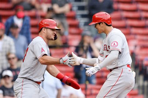 Mike Trout Perfectly Describes The Greatness Of Shohei Ohtani Whos Going To Win Al Mvp In A