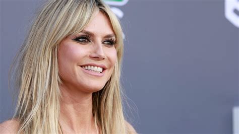 Heidi Klum Comparte Una Foto En Bikini Con Un Cambio De Imagen