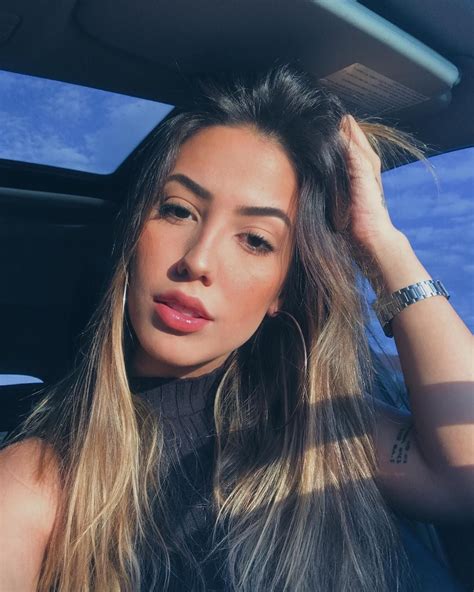 689 Mil Curtidas 309 Comentários Gabi Brandt Gabibrandt No