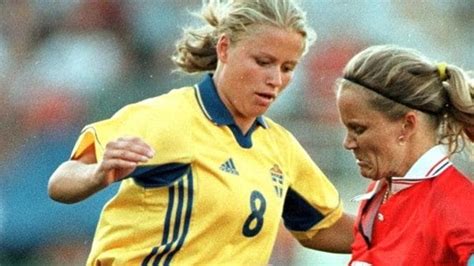 Sweden Squeeze Home Women S Under Uefa