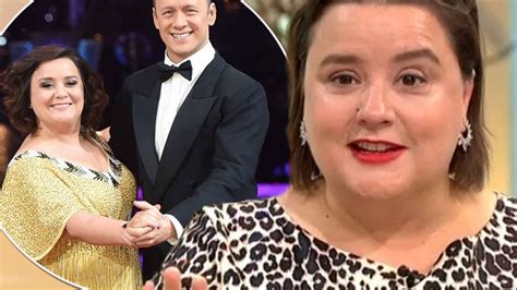 Strictly Come Dancing S Susan Calman Holds Back Tears As She Gets Special Message From Dancing