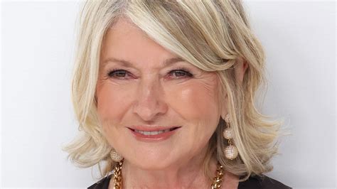 Martha Stewart Is Heating Up The Holidays With A Soft Glam Thirst Trap