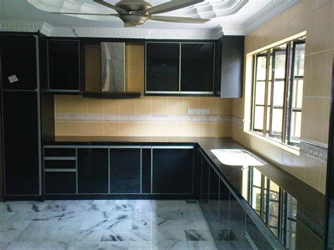 Kehadiran dapur yang minimalis pun menjadi impian karena membuat rumah tampak menjadi lebih. Ide desain kabinet dapur minimalis modern - Inspirasi ...