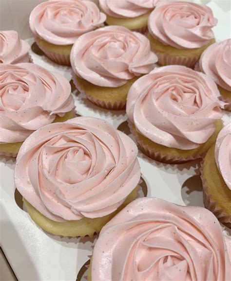 Pink Vanilla Cupcakes Sugar Whipped Cakes Website