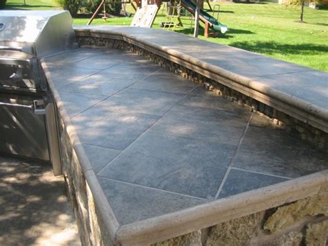 That's why an outdoor kitchen is. Outdoor Kitchen Tile Countertop | Ideas for Outside the ...