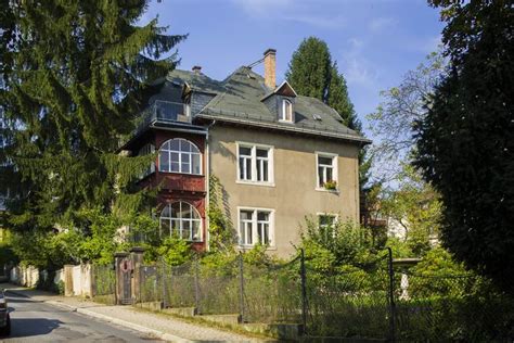 Provisionsfrei und vom makler finden sie bei immobilien.de. Weißer Hirsch Dresden - Turmtour mit Cicerone Dresden