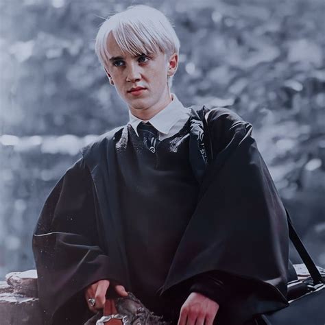 𝑫𝑹𝑨𝑪𝑶 𝑴𝑨𝑳𝑭𝑶𝒀 ɜ Moredraco ↬ Pinterest Draco Malfoy Aesthetic Draco Malfoy Hot Harry