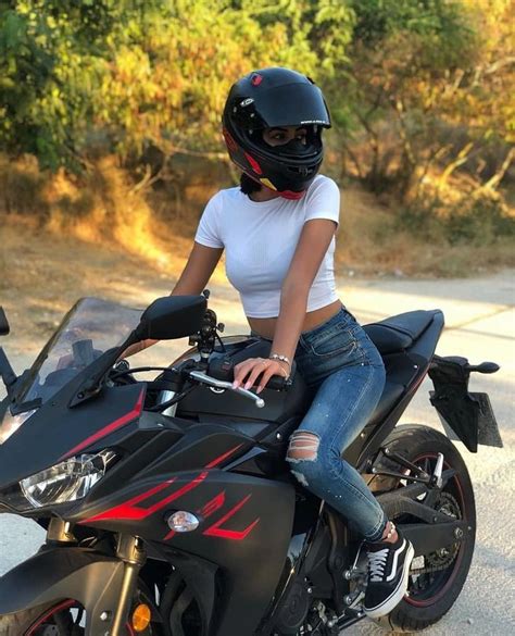 Motorcycles And More On Twitter Girl Riding Motorcycle Girl Motorcyclist Motorcycle Girl