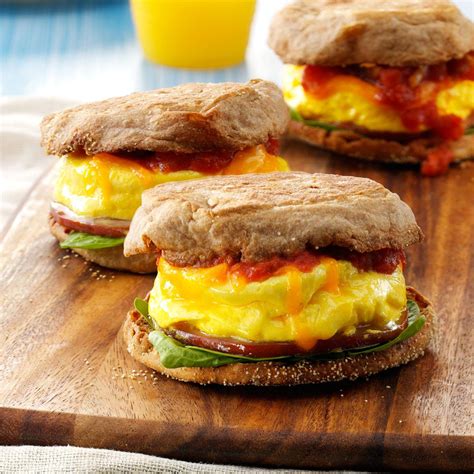 That will change right now because this recipe from budget bytes for a savory microwave breakfast mug sounds amazing. Microwave Egg Sandwich Recipe | Taste of Home