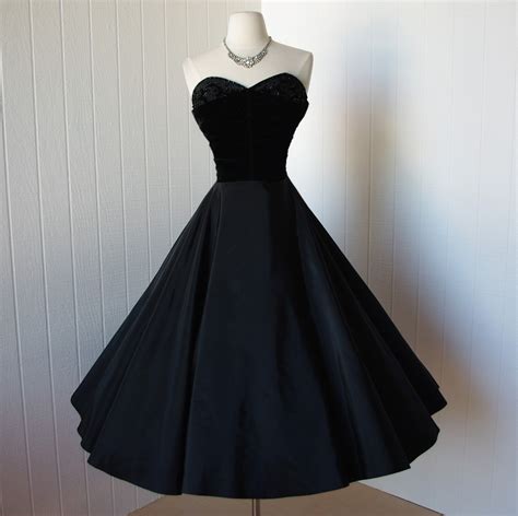 Vintage 1950s Dress Exquisite Black Taffeta And Velvet